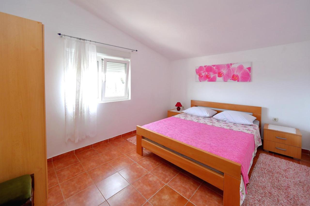Apartments And Rooms Aleksandra บาร์บินเย ภายนอก รูปภาพ