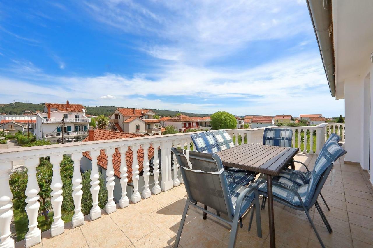 Apartments And Rooms Aleksandra บาร์บินเย ภายนอก รูปภาพ