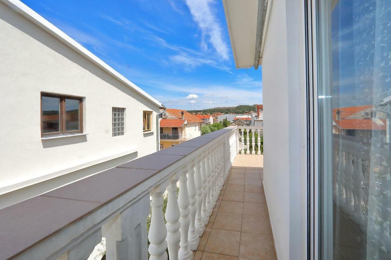 Apartments And Rooms Aleksandra บาร์บินเย ภายนอก รูปภาพ