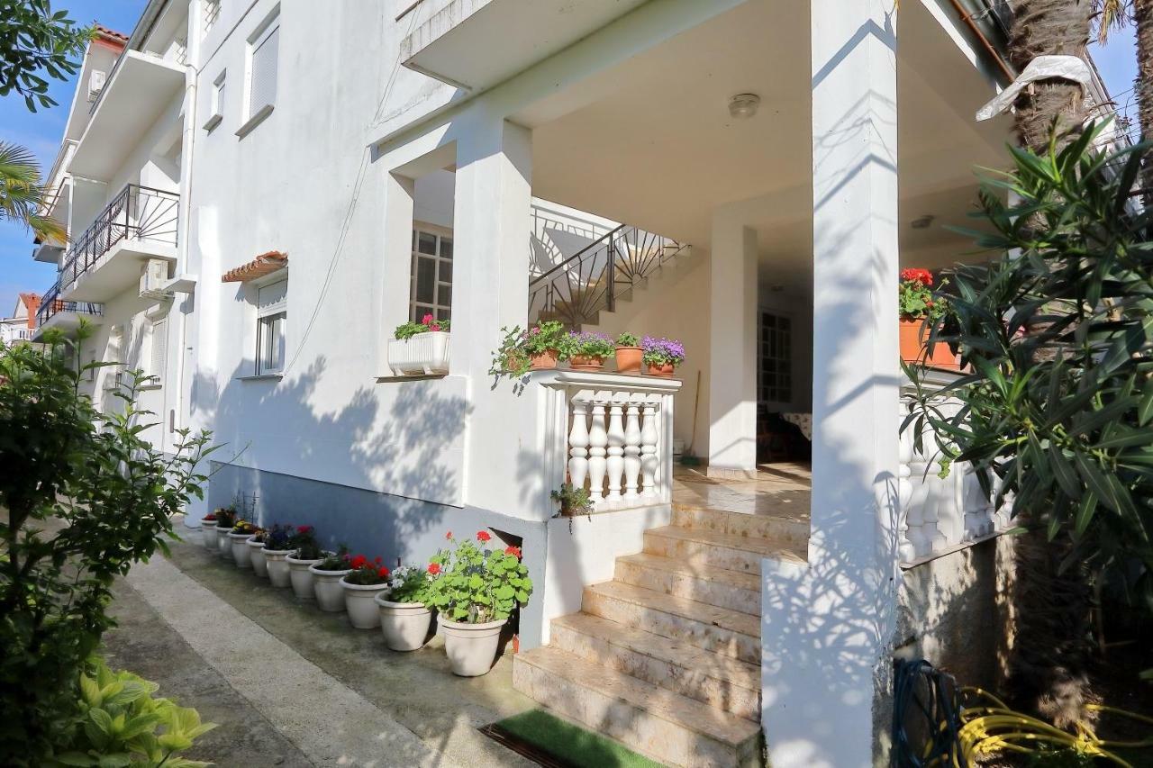 Apartments And Rooms Aleksandra บาร์บินเย ภายนอก รูปภาพ