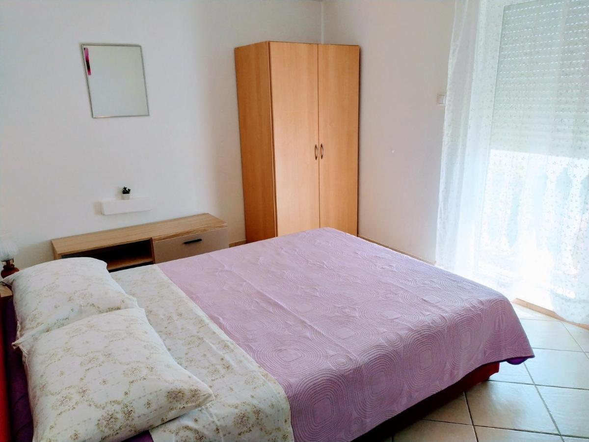 Apartments And Rooms Aleksandra บาร์บินเย ภายนอก รูปภาพ